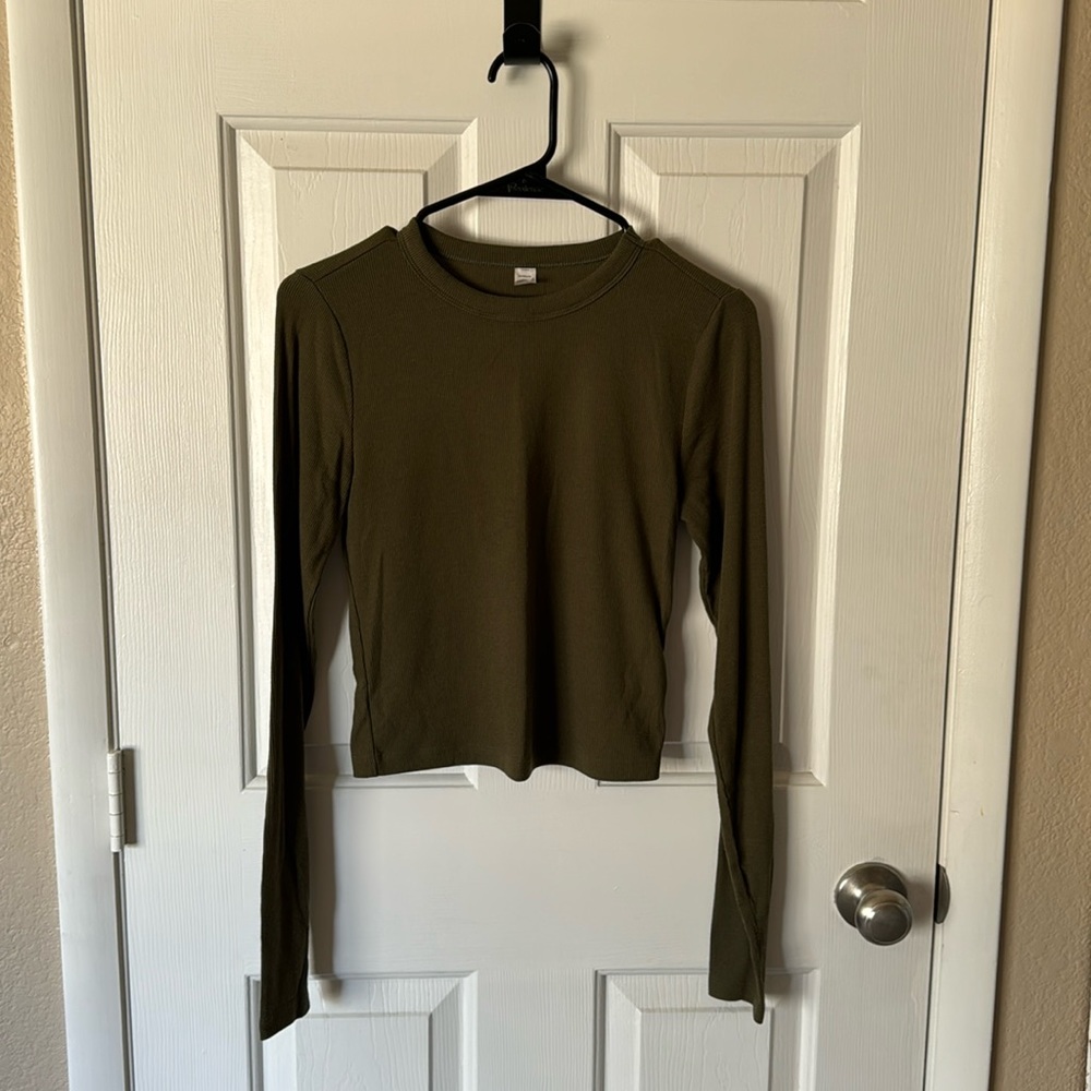 XS Ultralight Forest Green Long Sleeve Tee